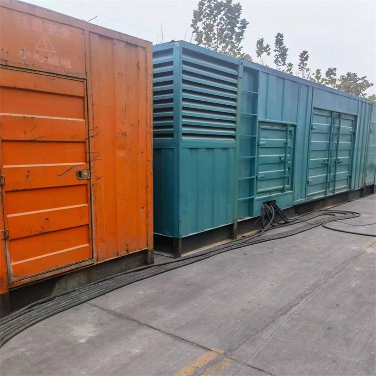 荥经如何选择适合 600kW 柴油发电机组的热继电器？