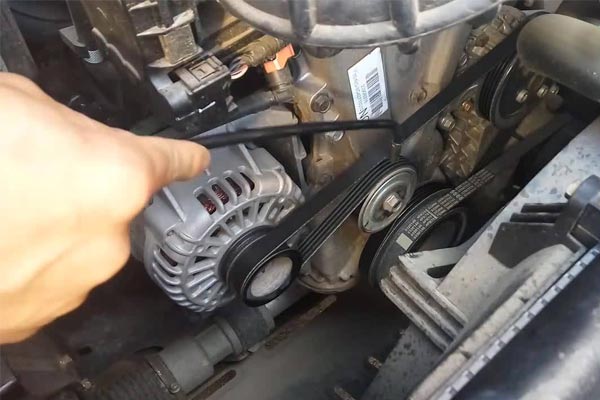 荥经转速传感器的工作原理是什么？